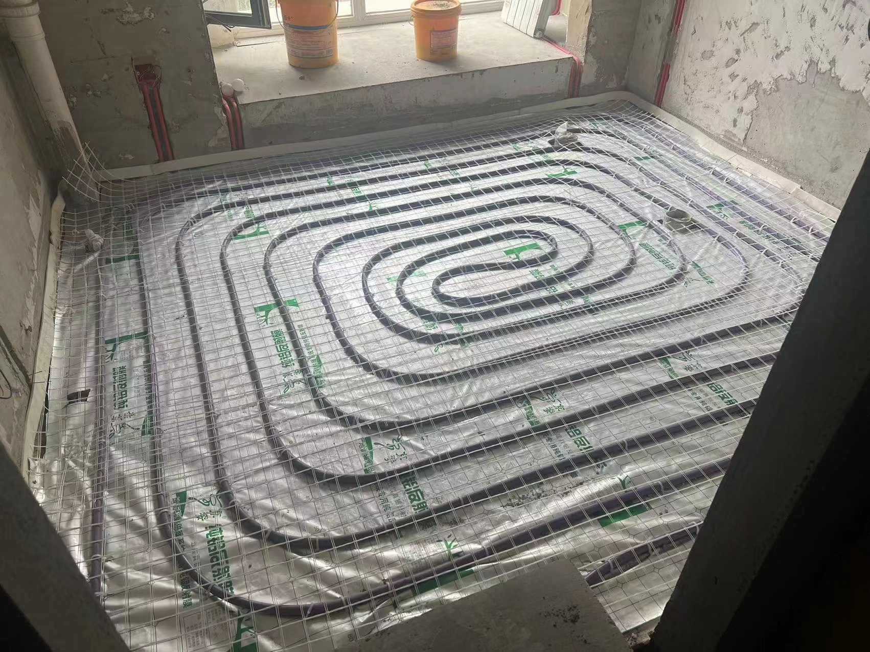 地暖铺设